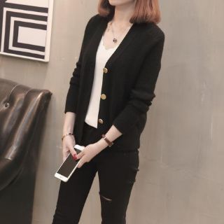 ÁO KHOÁC LEN CÀI NÚT VÀNG NỮ TÍNH