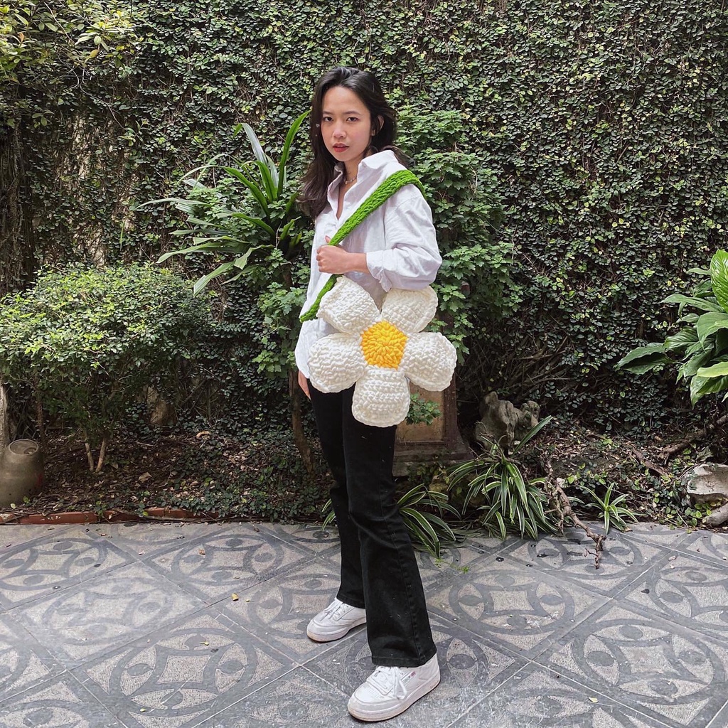 Túi Bloom Bag len nhung mềm mịn by TheHerbie