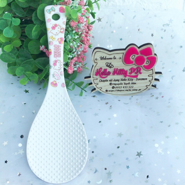 Vá muỗng xới cơm Hello Kitty