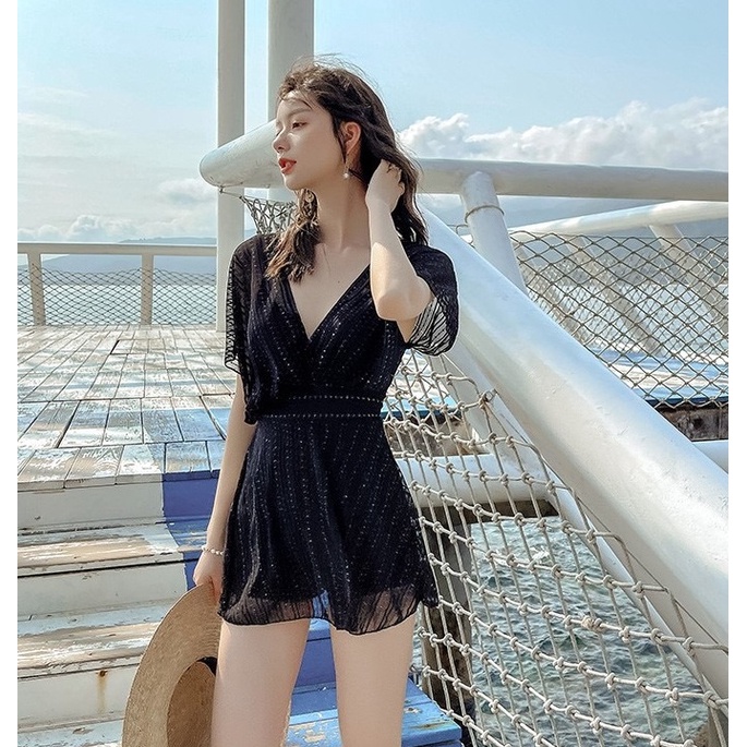 Bộ đồ bơi nữ dáng váy có quần đùi trong phối lưới ren mềm rủ siêu đẹp