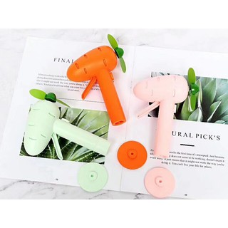 QUẠT MINI CẦM TAY HÌNH CÀ RỐT 7050