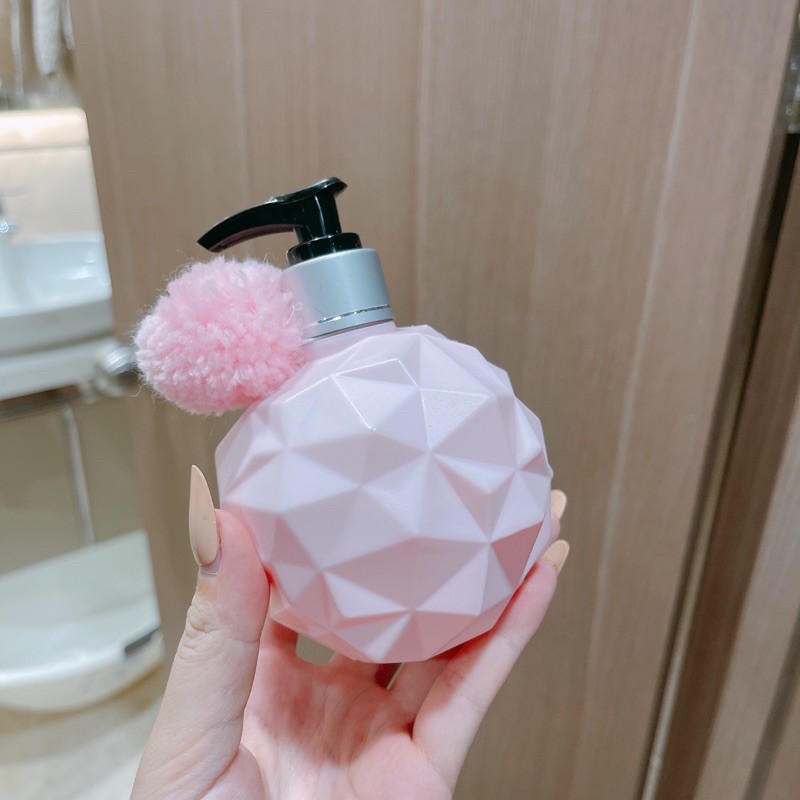 Sữa Tắm Pink Lady Tặng Kèm Cục Bông, Tongkhochitue | BigBuy360 - bigbuy360.vn