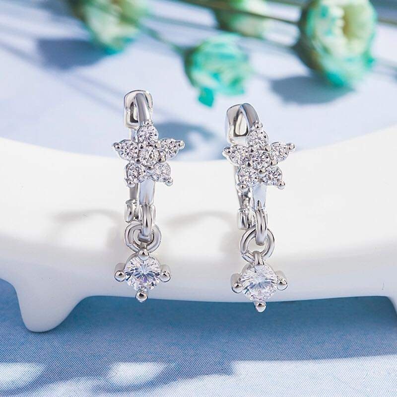 Khuyên tai bạc Khuyên tròn sát tai mặt hoa thả đá xinh Van Jewelry V10066