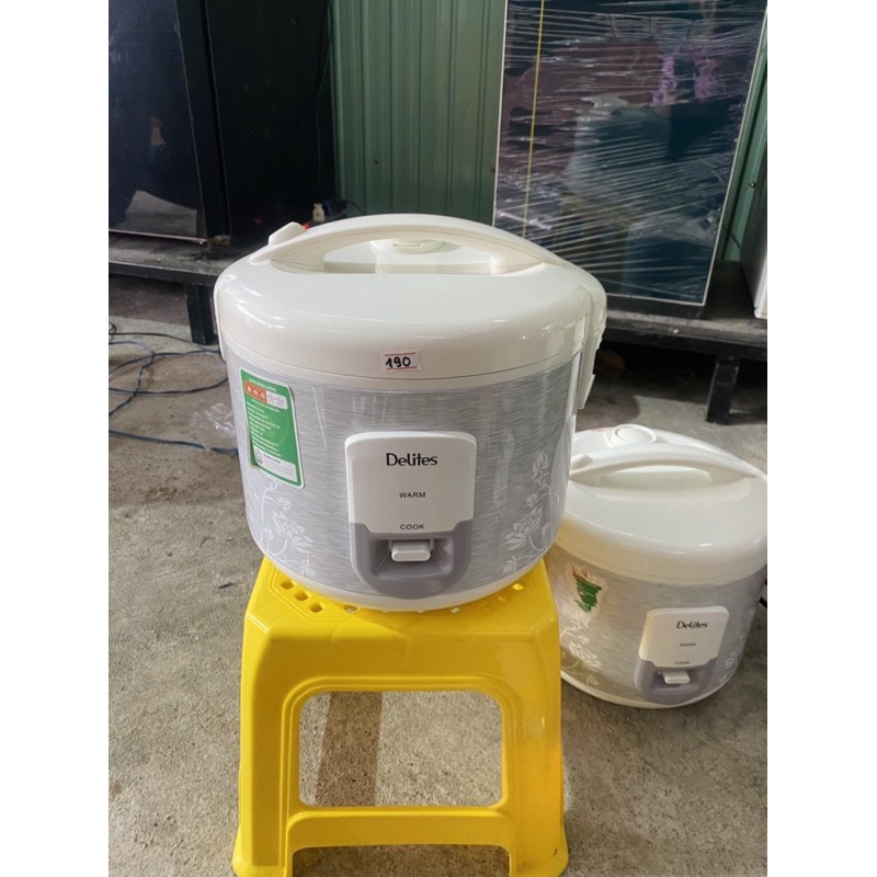 Nồi cơm điện Delites 1.8 lít NCG1805