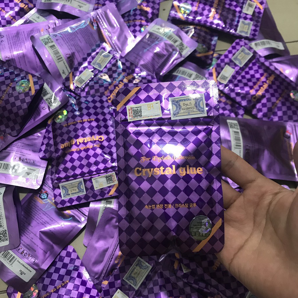 Keo nối mi hiệu Crystal glue