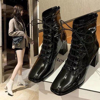 Giày bốt nữ mã 9061 cao cổ gót cao 7p chất liệu da bóng cao cấp dây buộc kéo khóa sau phong cách ulzzang hàn quốc 2021