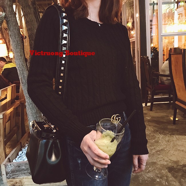 Túi xách đinh tán mới