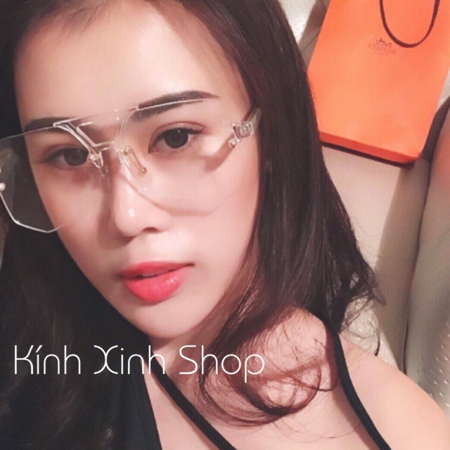 Kính Màu Trong Grey.Ant