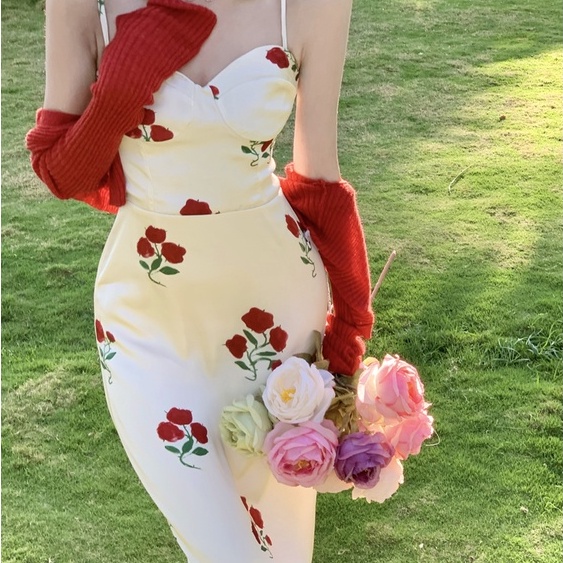 SET ĐẦM LỤA HOA HỒNG HAI DÂY DÁNG DÀI + ÁO KHOÁC EN NỮ ULZZANG