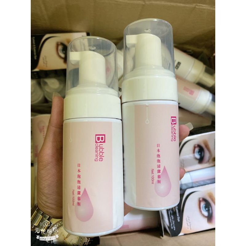 vệ sinh mi tạo bọt Nhật Bản