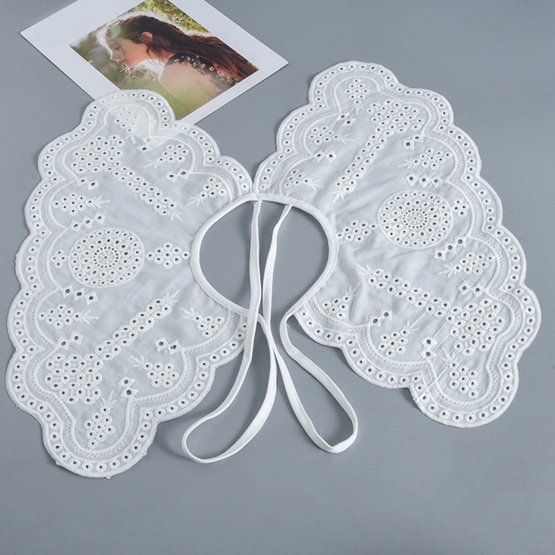 Khăn Choàng Cổ Giả Thêu Họa Tiết Chấm Bi / Cánh Hoa Mini Thời Trang Cho Nữ