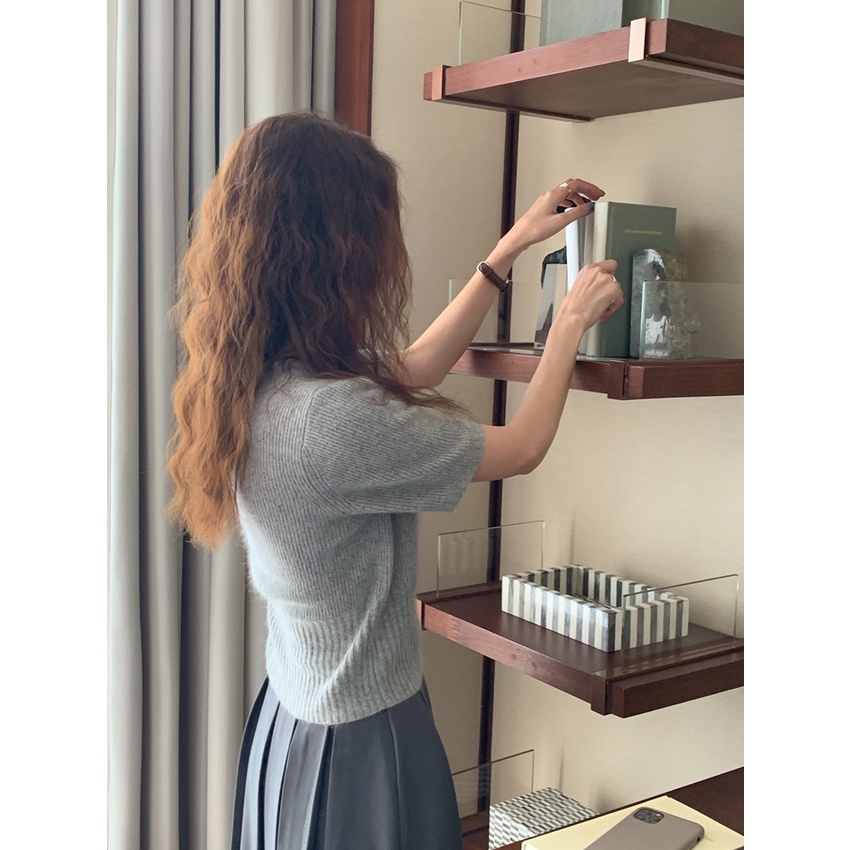 Áo len ngắn tay phong cách Hàn Quốc | BigBuy360 - bigbuy360.vn