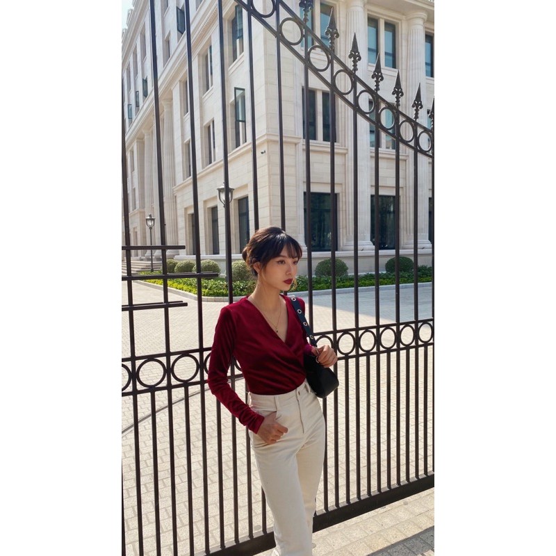 áo nhung vạt chéo đỏ đô