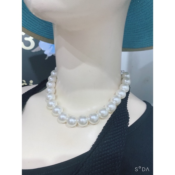 vòng cổ đính ngọc trai nhân tạo