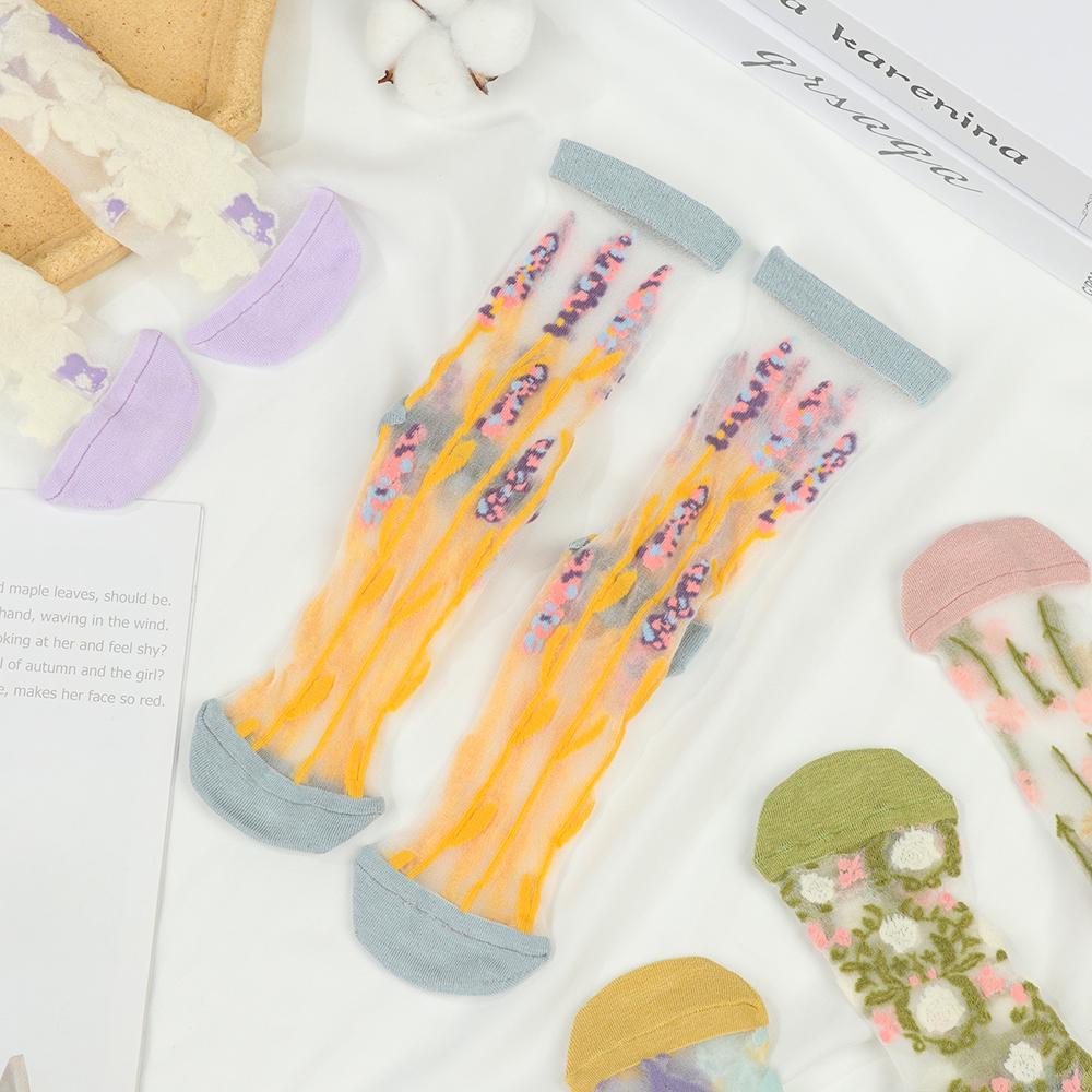 Đôi Vớ Cotton PhốI Hoa Dễ Thương ThờI Trang Cho Nữ