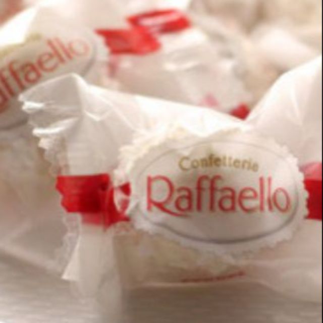 Bánh dừa Raffaello 150 g . Xuất xứ Nga. HSD 5/2021