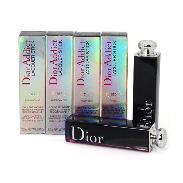 Son môi Dior dưỡng ẩm tông màu trẻ trung xinh xắn