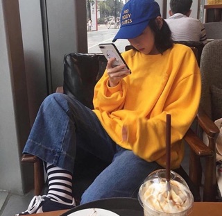 SWEATER VÀNG