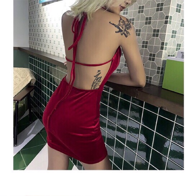 Váy hai dây 2 dây nhung đỏ ôm body hở lưng ngắn sexy