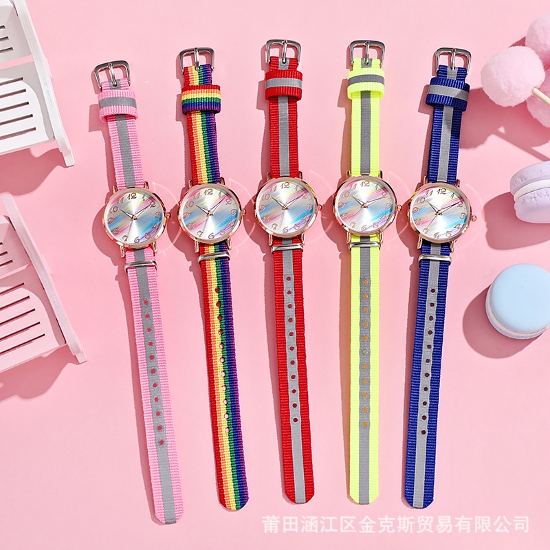 Đồng Hồ Đeo Tay Dây Vải Màu Cầu Vồng Thời Trang Trẻ Trung Cho Nữ