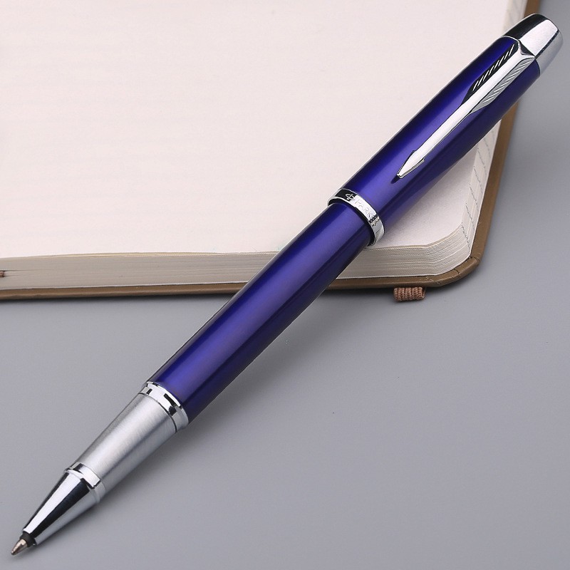 [TẶNG KÈM RUỘT BÚT] Bút Parker IM Blue cài trắng - Ngòi dạ bi, 0.5 mm, mực mịn, viết đều ở mọi góc nghiêng