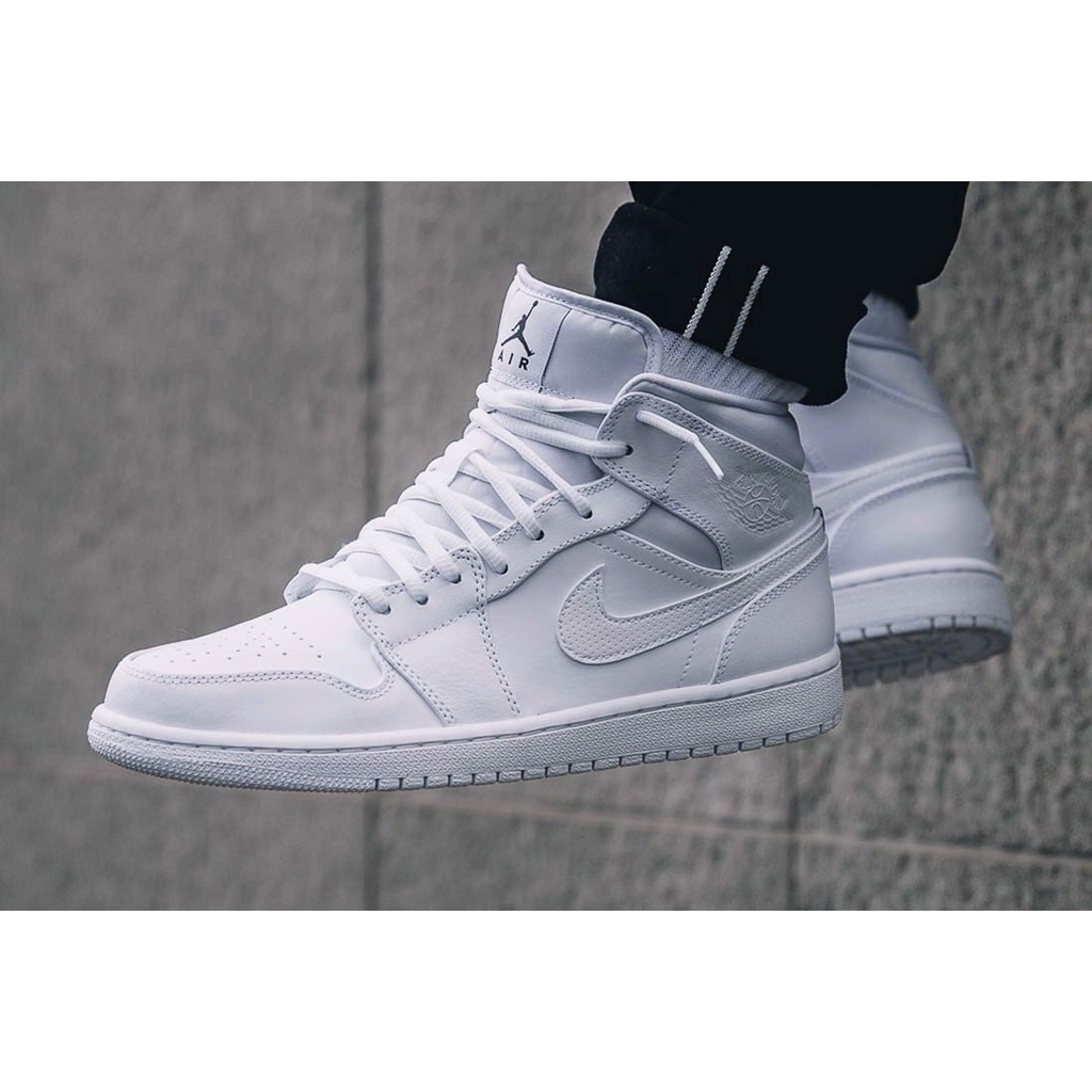 (⚡️Freeship + Full box⚡️) Giày thể thao sneaker Jodan full white cao và thấp cổ nhiều màu hottrend hàng chuẩn trung.