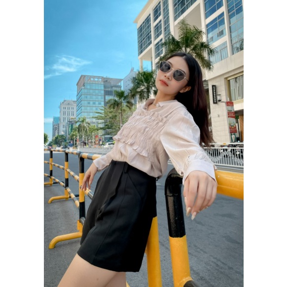Quần short ngắn cơ bản xếp li thời trang GAGO màu đen GO3793