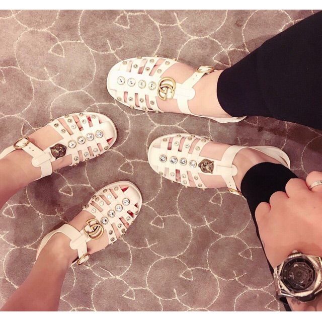 Sandal GC.