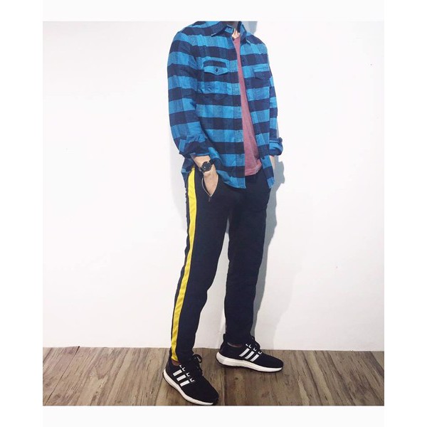 Quần jogger thun dây kéo line vàng