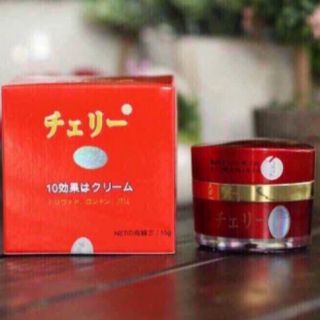 Kem face hoa anh đào Nhật 15g