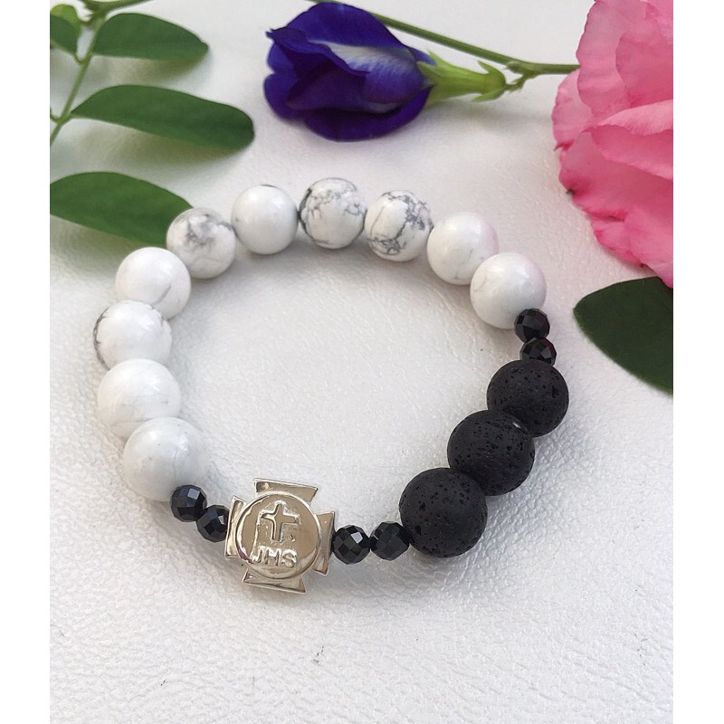 Chuỗi Mân Côi vòng hạt đá đeo tay trắng đen mặt Thánh Giá Chúa S925 stylish Rosary Bracelet