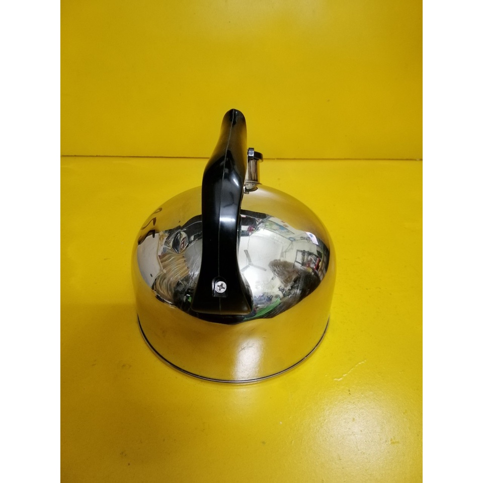 Ấm inox có còi hú nội địa Nhật (2L) (mã 855), Dùng được bếp từ