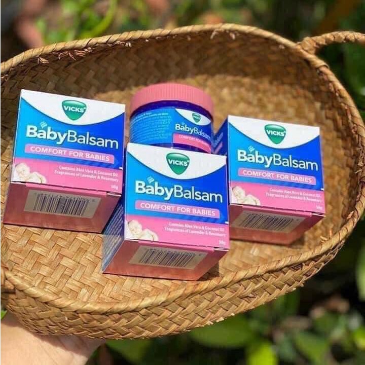 Dầu bôi ấm ngực Vicks Baby Balsam
