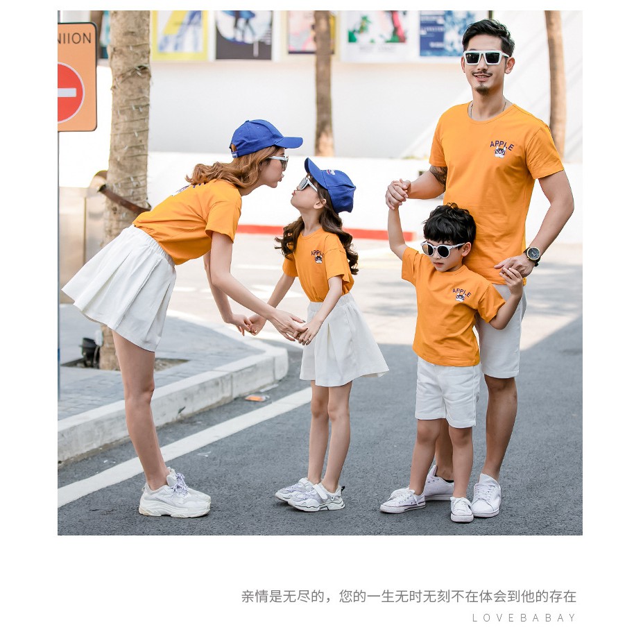 Set đồ gia đình  Áo gia đình tông màu CAM in hình động vật ngộ nghĩnh kèm chữ APPLE