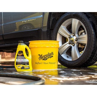 Meguiar's - Nước rửa xe Wash & Wax G17748