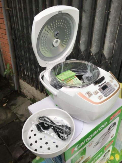 Nồi cơm điện Kangaroo KG567H