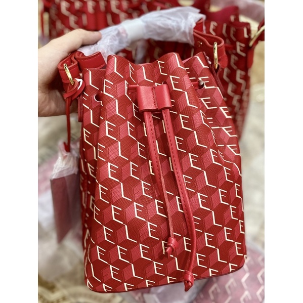 Set Túi Đeo Estee Lauder Họa Tiết Logo EL Nền Đỏ