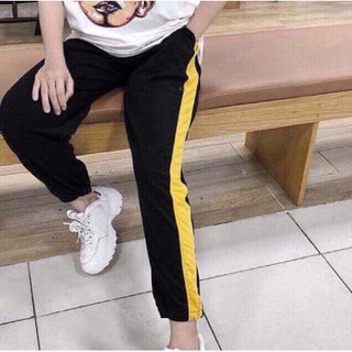 JOGGER PANTS UNISEX – QUẦN JOKER LINE MỘT SỌC ỐNG SUÔNG THỂ THAO NAM NỮ MẶC CẶP – FREESTYLE 11