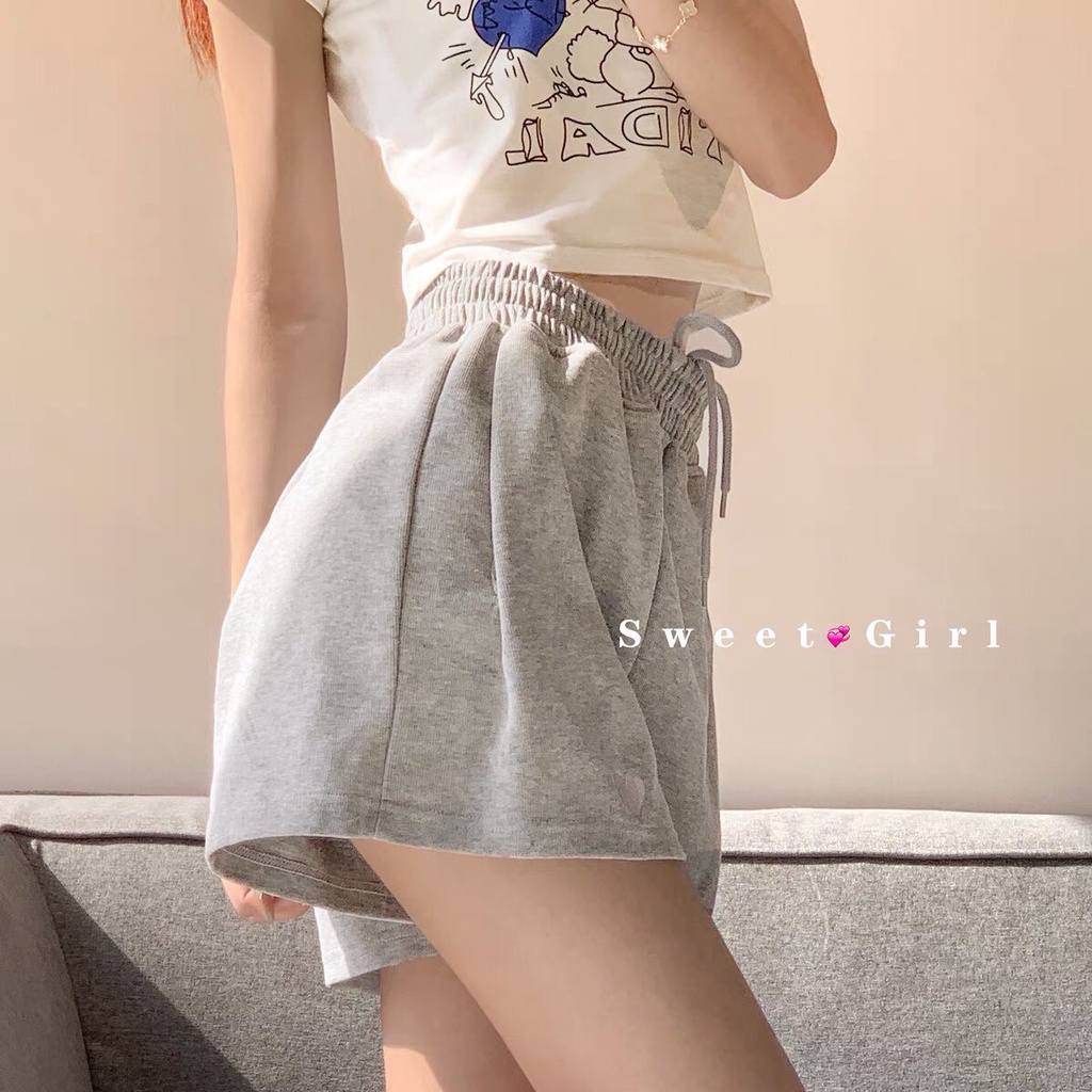 Quần Đùi Thể Thao Thêu Tim Nữ Meestore - Short Dáng Ngắn Mặc Nhà Kiểu Dáng Ullzang Cá Tính