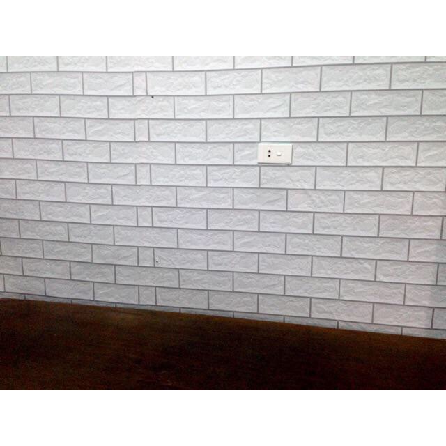 10m Giấy dán tường (decal cuộn) GẠCH TRẮNG có keo sẵn bóc dán đơn giản