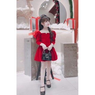 Đầm nhung đỏ