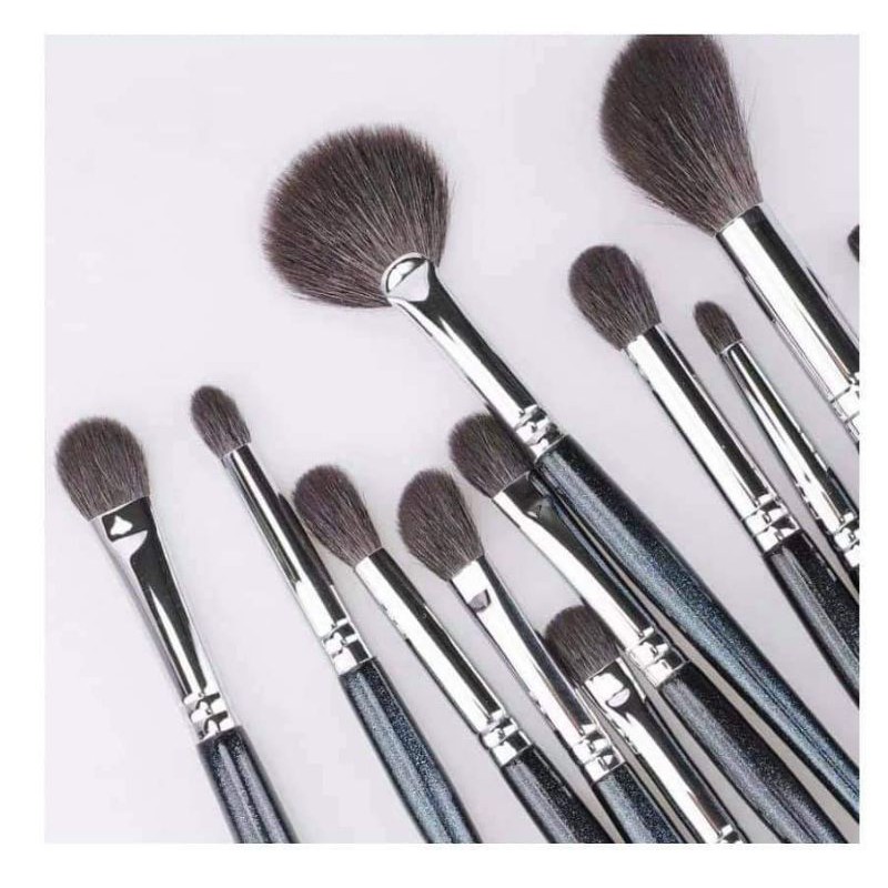 cọ lẻ lông thú