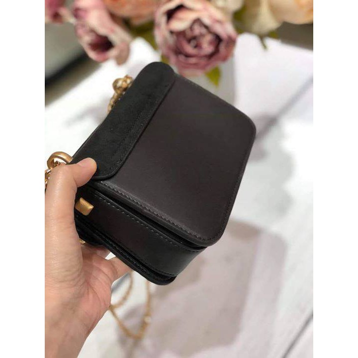 Túi đeo chéo mini CK