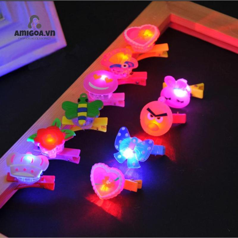 ✨✨Kẹp tóc phát sáng trong bóng tối.Họa tiết hoạt hình xinh đẹp cho bé