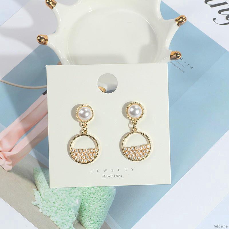 Khuyên tai đính ngọc trai nhân tạo phong cách Hàn Quốc