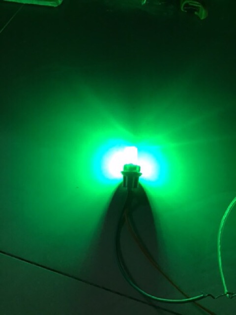 Đèn led xi nhan silicon 1.5W