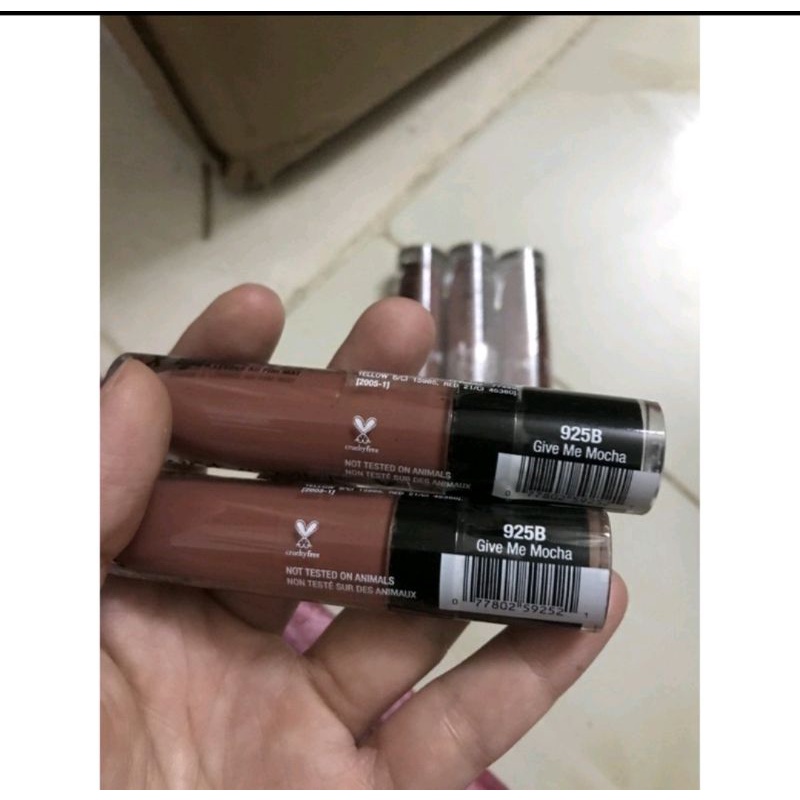 Son Kem Lì Wet n Wild màu Give Me Mocha