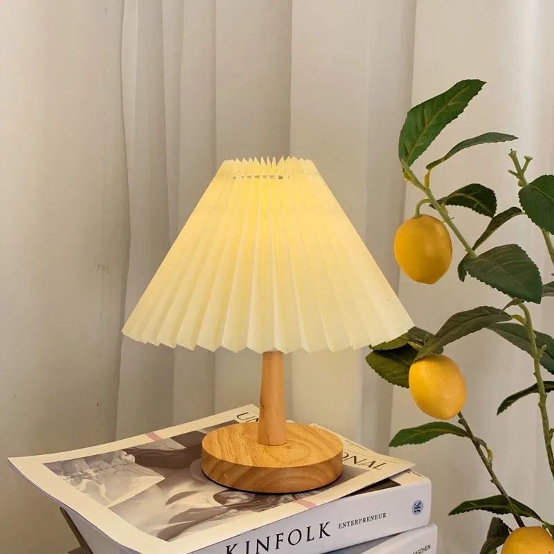 Đèn Ngủ Để Bàn Dễ Thương Decor Phòng Ngủ Thân Gỗ Kèm Bóng Led Sang Trọng ĐÈN NAMI