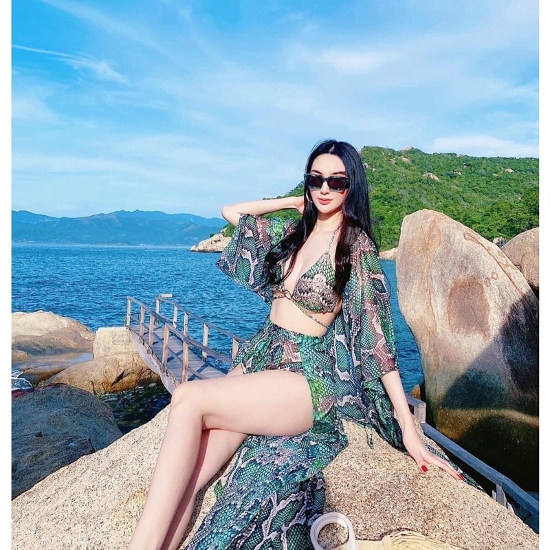 [Sẵn hàng ] Set 3 món kèm áo choàng 3 màu.