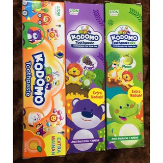 Kem đánh răng KODOMO hương trái cây cho bé 45g